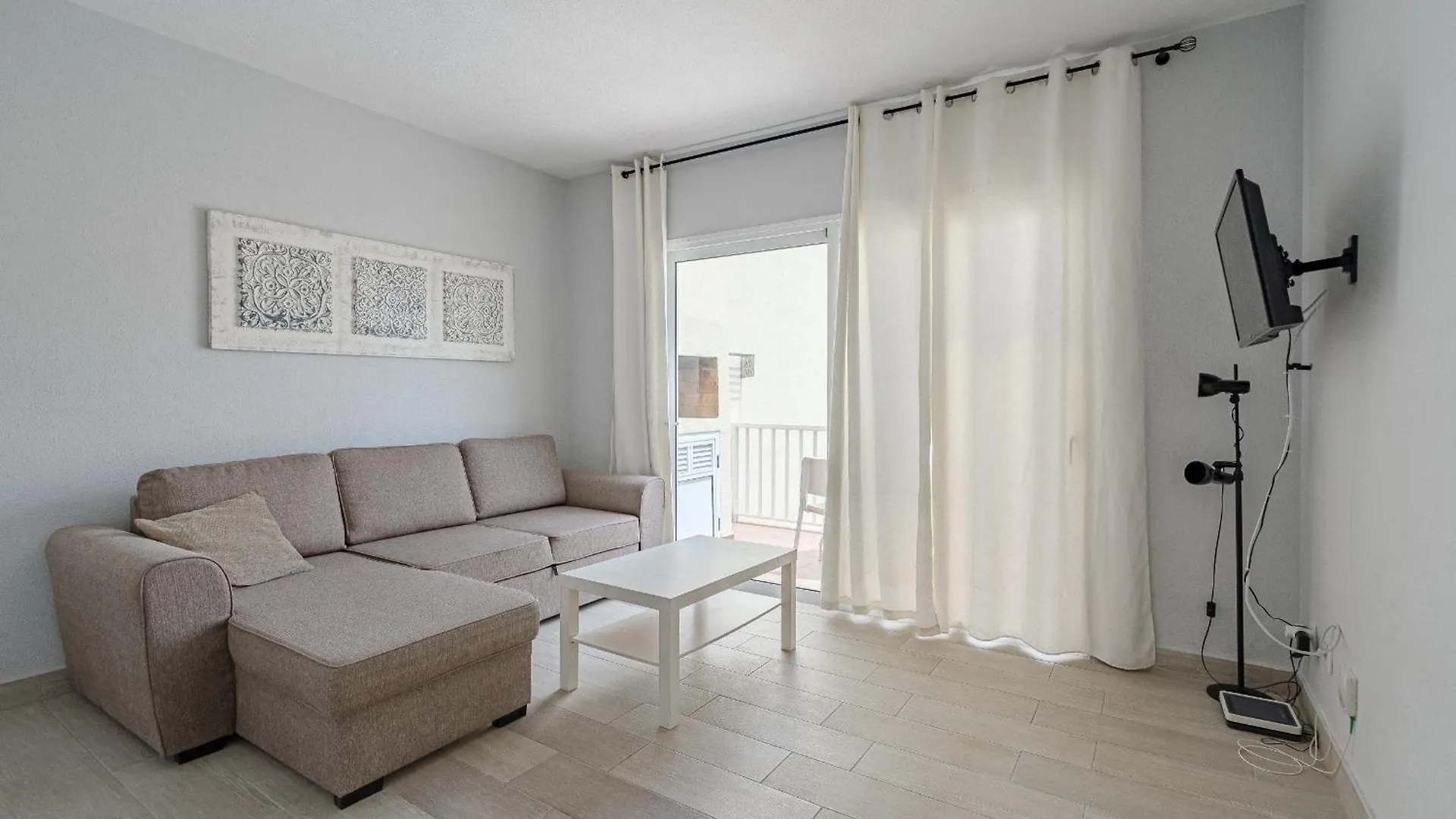 Lovely 1 Bed Apartment In Costa Adeje K101 0*, Costa Adeje (Tenerife)